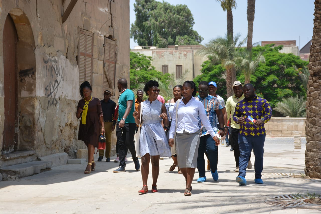 جولة سياحية لابناء ناصر للقيادة الافريقية (2)