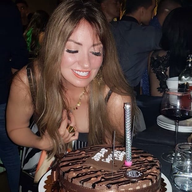 كل ما تكبر تحلى نرمين الفقى تحتفل بعيد ميلادها الـ47 مع أصدقائها اليوم السابع