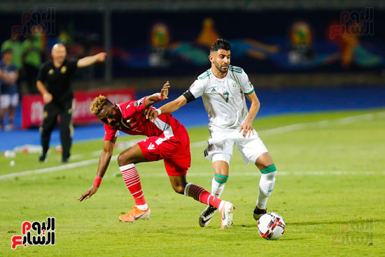 مباراة الجزائر وكينيا  (2)