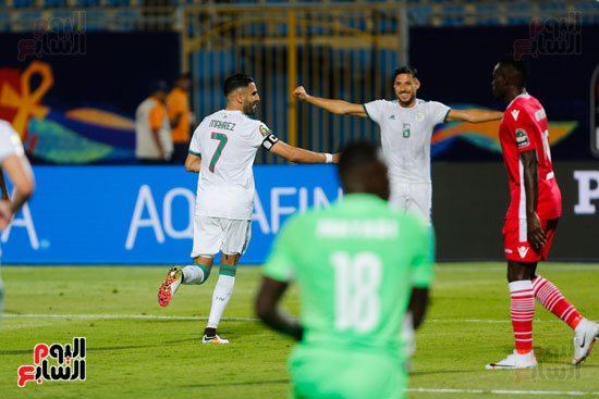 مباراة الجزائر وكينيا  (11)
