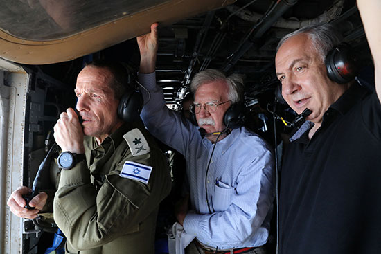 رئيس-الوزراء-الإسرائيلى-مع-مستشار-الأمن-القومى-الأمريكى