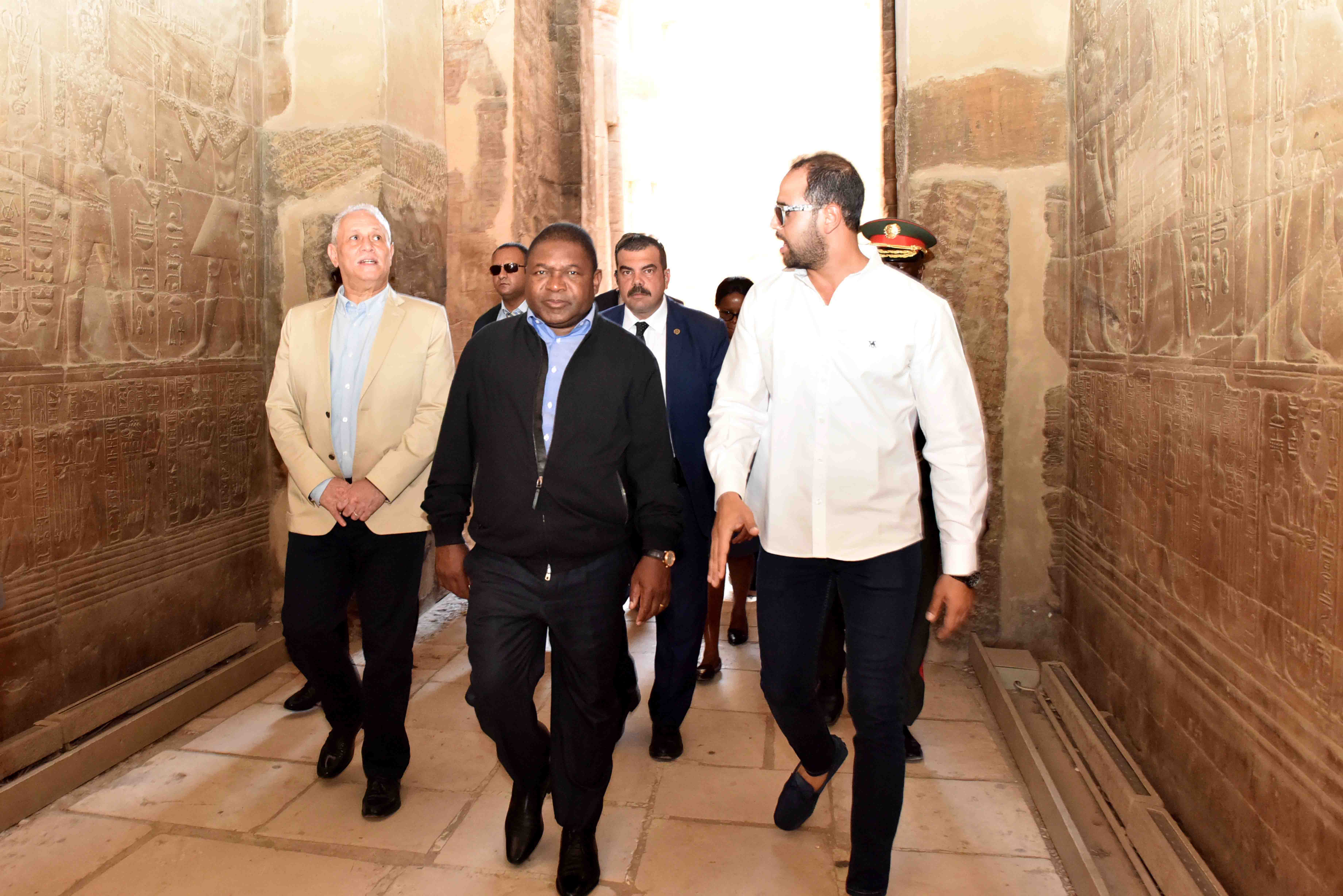 كواليس زيارة رئيس جمهورية موزمبيق للمعالم الفرعونية بمحافظة الأقصر (3)