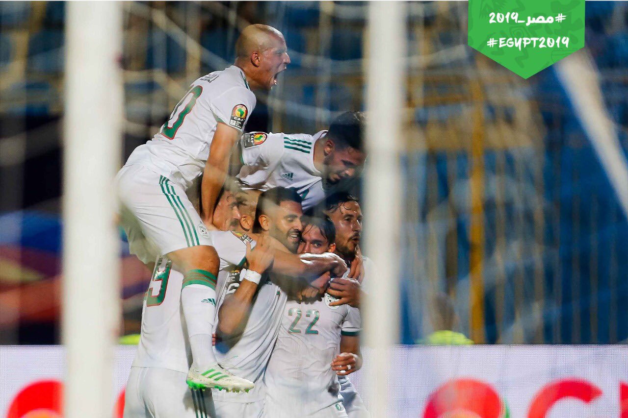 مباراة الجزائر وكينيا (1)