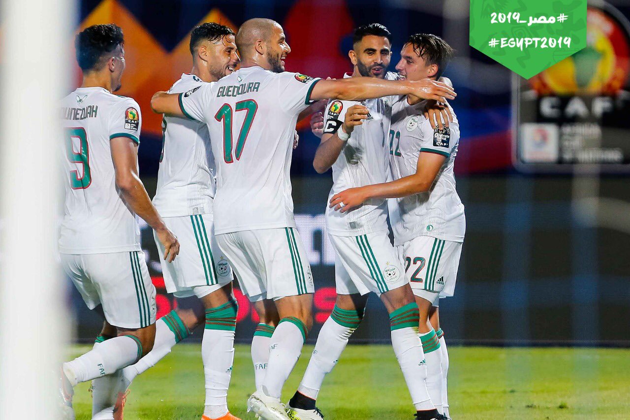 مباراة الجزائر وكينيا (2)