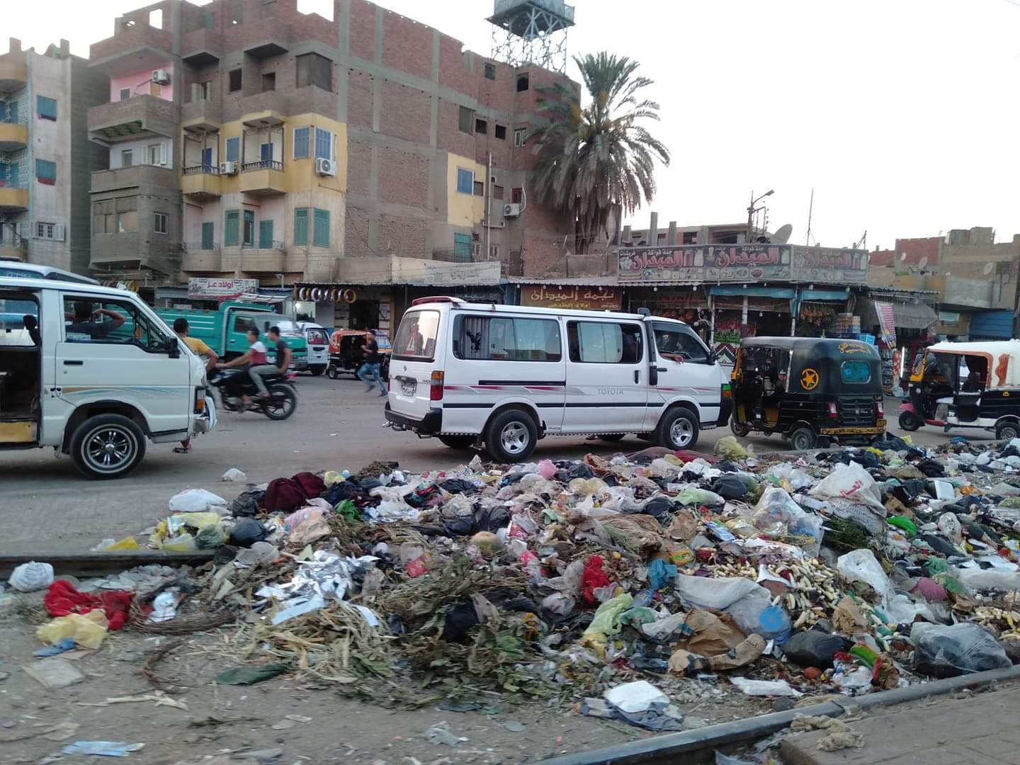 انتشار القمامة بشوارع القليوبية (3)