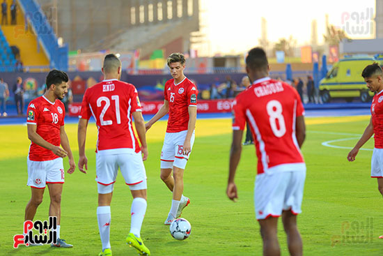 جماهير الأهلى والزمالك تشعل مدرجات تونس 0 (12)