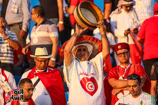جماهير الأهلى والزمالك تشعل مدرجات تونس 0 (5)