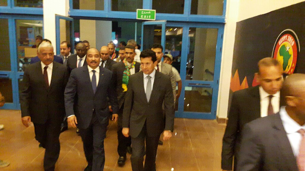 رئيس موريتانيا فى ستاد السويس