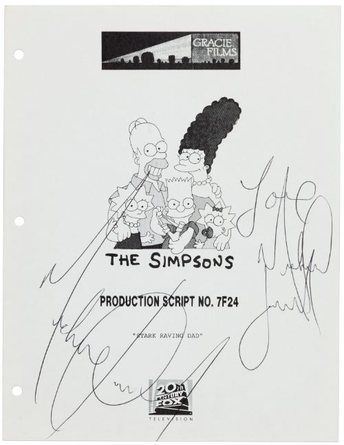 توقيع مايكل جاكسون على غلاف سيناريو مسلسل عائلة سمبسون الأول