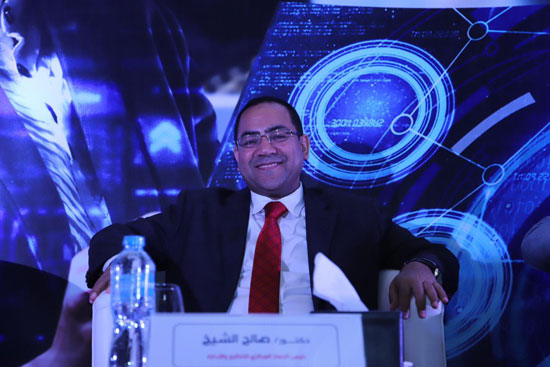  الدكتور صالح الشيخ رئيس الجهاز المركزى للتنظيم والإدارة (3)