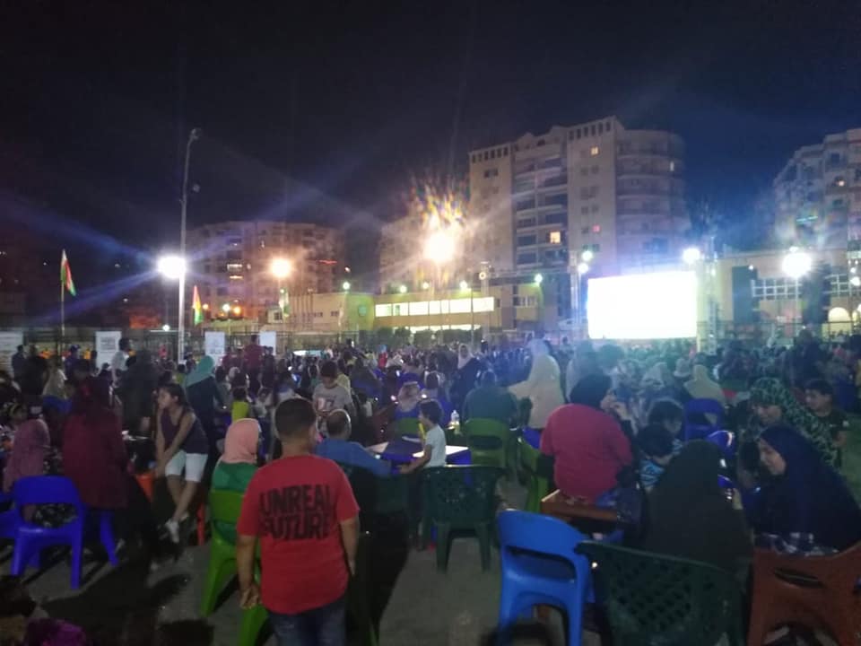 إقبال كبير على مراكز الشباب بالاسكندرية لمشاهدة مباراة مصر و الكونغو (6)