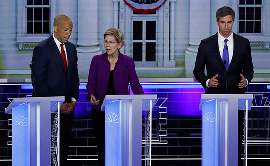 المرشحون الأمريكيون الديمقراطيون يبدؤون أول مناظرة قبل بدء أول انتخابات رئاسية (2)