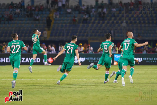 فرحة هدف الجزائر (1)