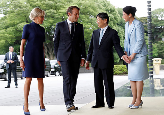 الرئيس الفرنسى وزوجته يلتقيان الامبراطور اليابانى  (5)
