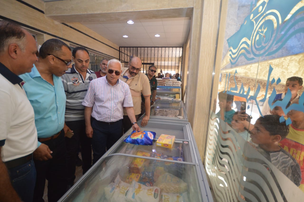 محافظ بورسعيد يفتتح فرع جمعية الكمبراتيف الجديد  (7)