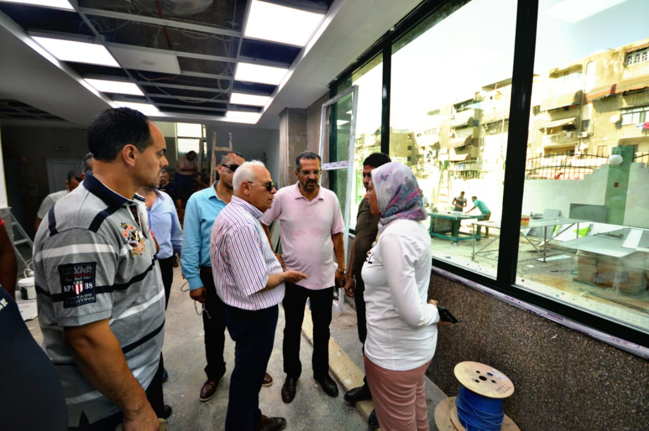 محافظ بورسعيد يواصل جولاته علي مستشفيات منظومة التأمين الصحى الجديدة استعدادًا للتشغيل التجريبي (6)