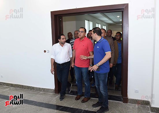 مصطفى مدبولى يتفقد مبنى مجلس الوزراء بالعلمين الجديدة (9)