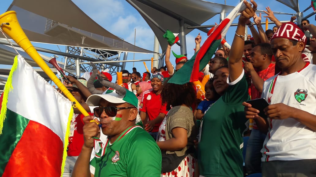 اشتعال مدرجات مشجعى منتخب مدغشقر (5)