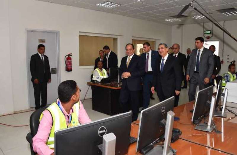 الرئيس عبدالفتاح السيسي يفتتح محطة كهرباء غرب اسيوط  (12)