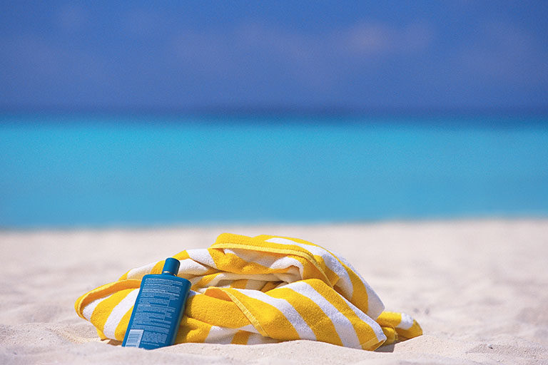 TDMA-what-sunscreen-beach-body-HR-768x512