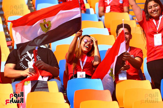 مشجعى منتخب مصر أمام أوغندا (45)