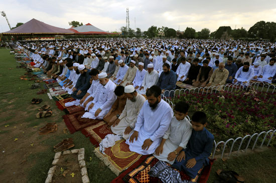 صلاة العيد فى باكستان