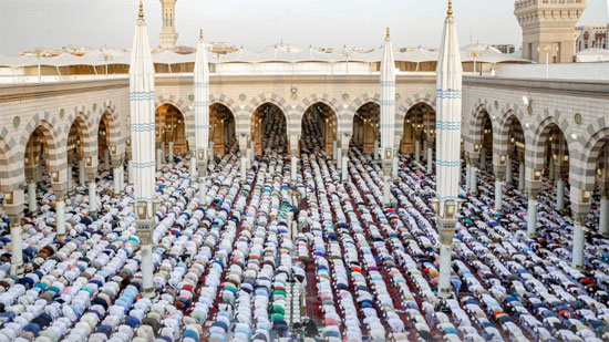 صلاة العيد بالمسجد النبوى (1)