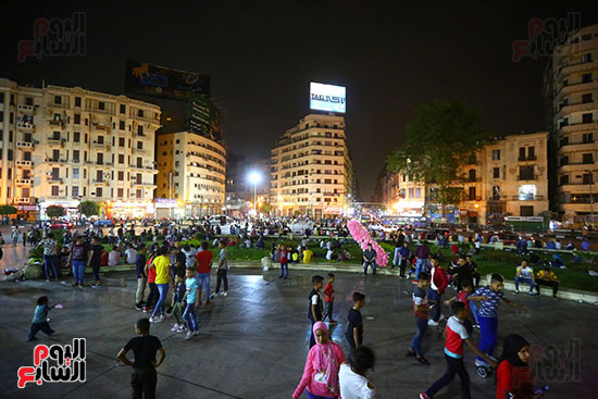 احتفل المصريون بعيد الفطر على كورنيش النيل (44)