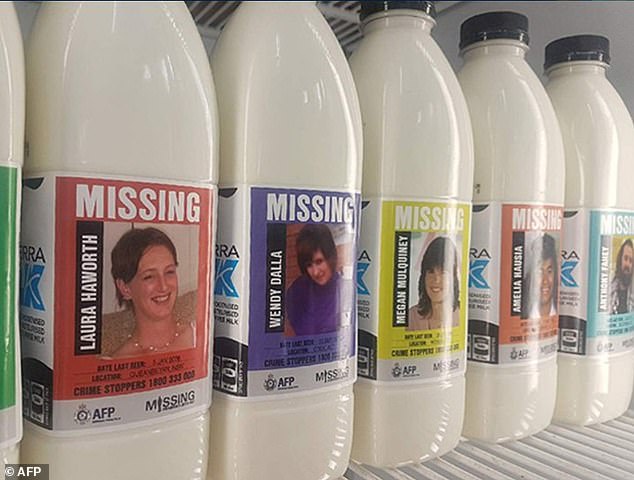 الشرطة الأسترالية تستعين بعلب الحليب للبحث عن المفقودين (1)