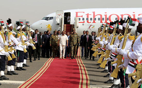 رئيس الوزراء الإثيوبى يصل الخرطوم