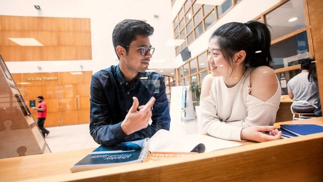 الامتحانات (1)