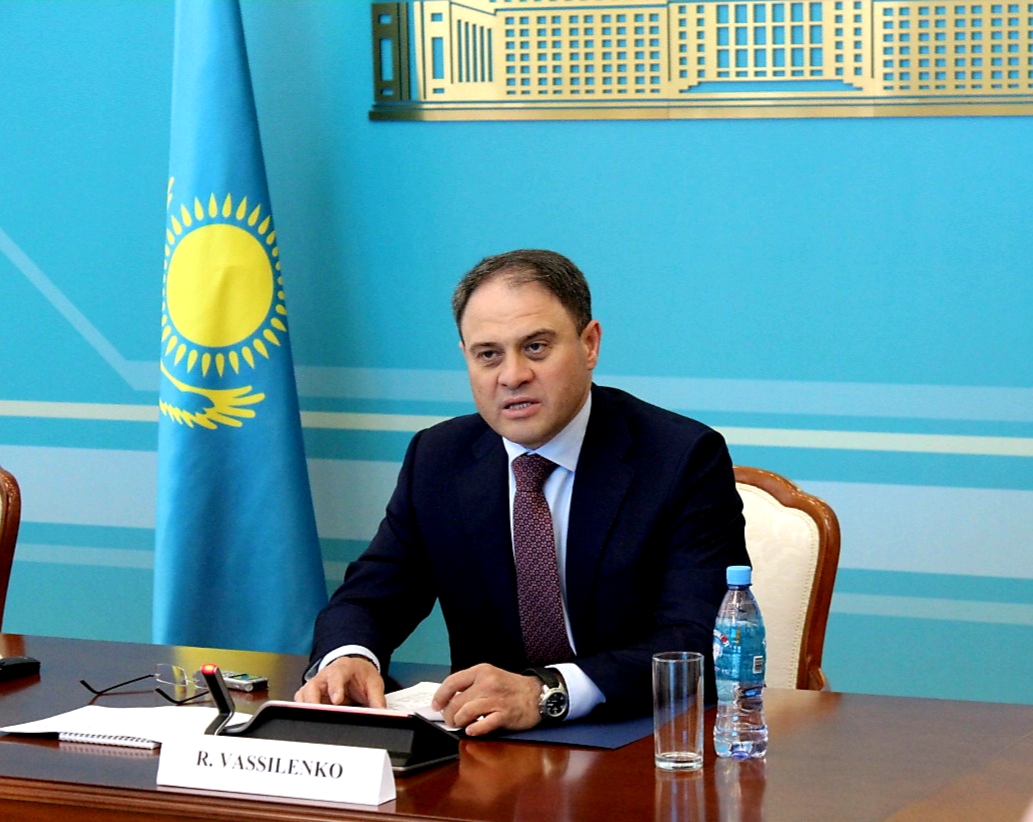 نائب وزير خارجية كازاخستان (1)