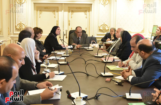 اجتماع لجنة المشروعات الصغيرة بمجلس النواب (7)