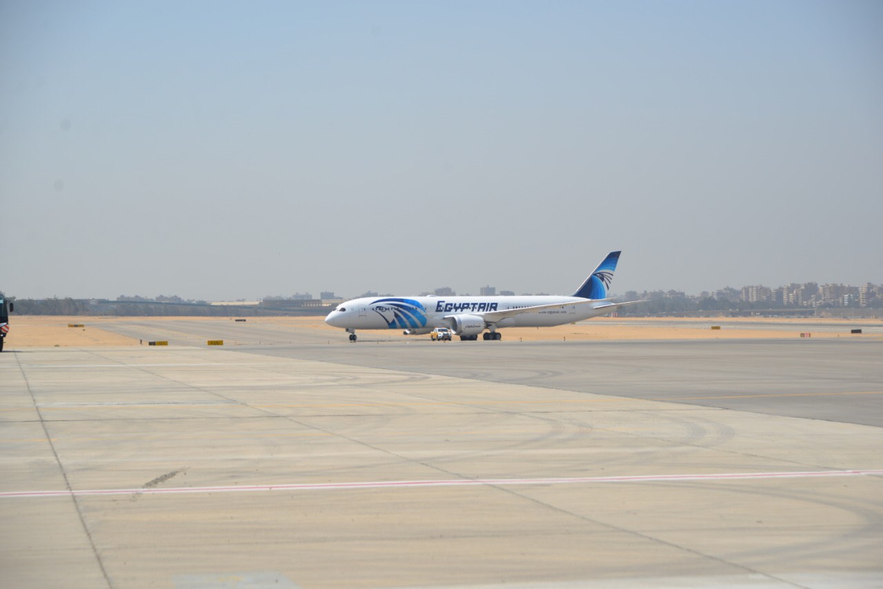 طائرة الأحلام الرابعة من طراز البوينج B787-9 Dreamliner  (1)
