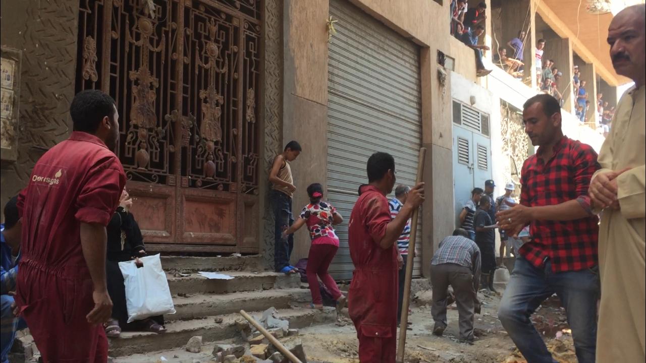 انهيار عقار فى منطقة إمبابة (6)