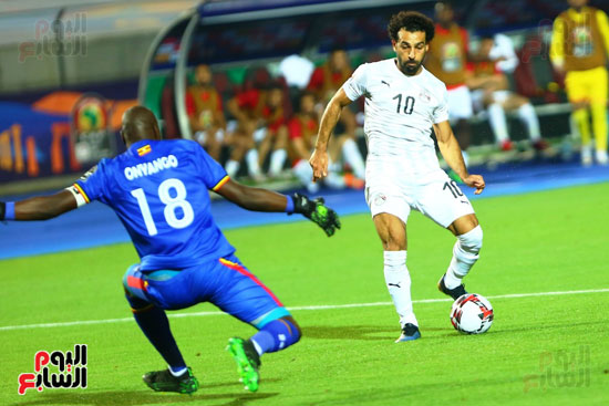 مباراة مصر واوغندا (2)