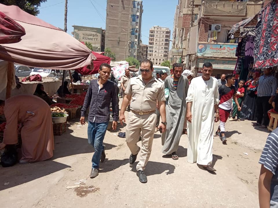 حملة مكبرة لإزالة الإشغالات بمدينة مغاغة (1)