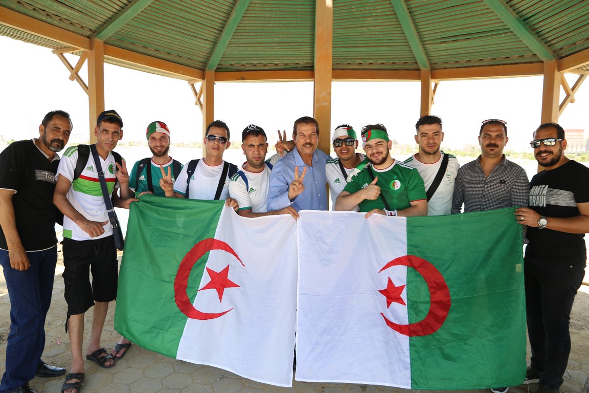 السويس ترحب بالمشجعين الجزائريين (6)