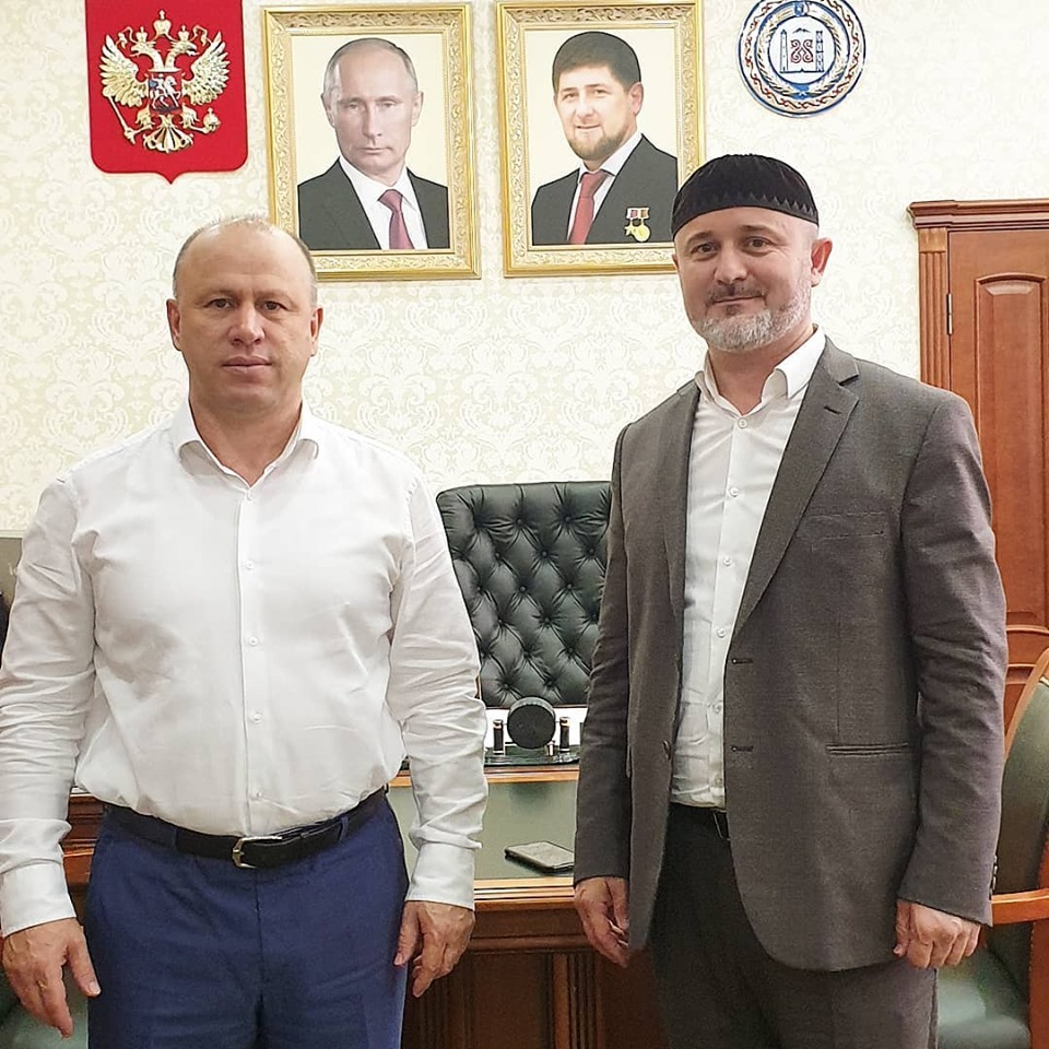 رئيس الشيشان يعين نائب المفتى مستشارا وممثلا للعلاقات الدينية بالدول العربية والإسلامية (2)