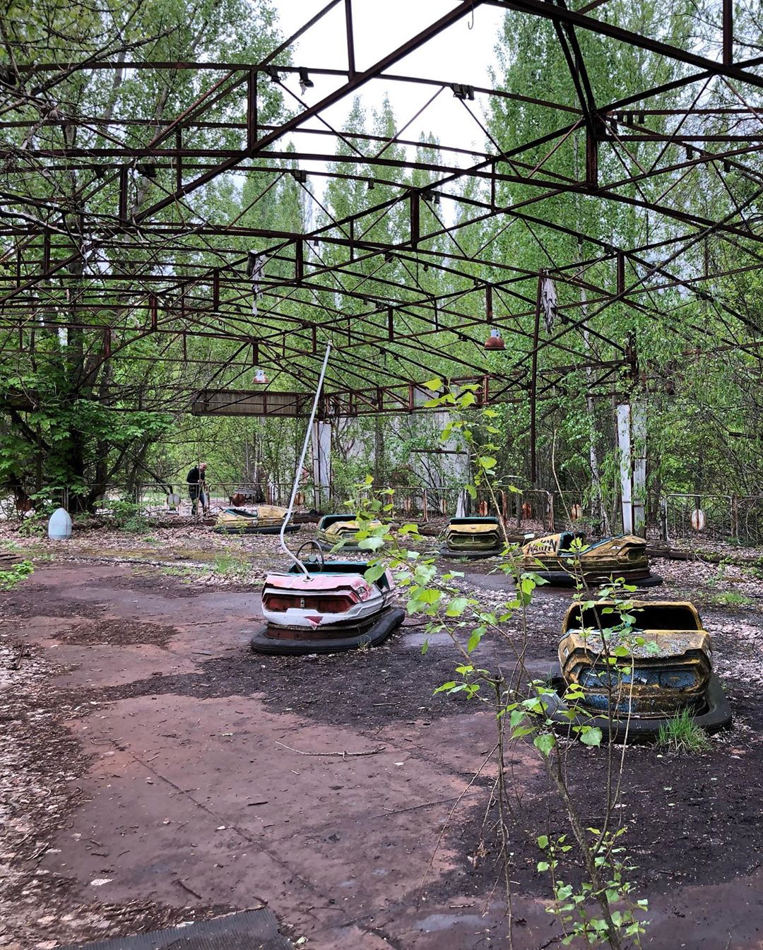 516375-جولات-سياحية--فى-قرية-تشير-نوبل-المليئة-بالإشعاع--(3)