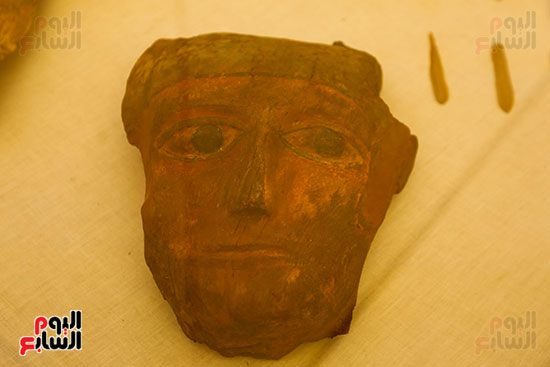 اكتشاف مقبرة تحوى مومياوات  المعروف بالهرم المنحنى بمنطقة آثار دهشور 31362-19