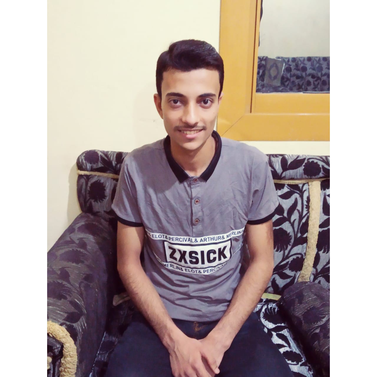الطالب أحمد جمال صابر  (4)