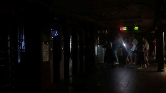 انقطاع الكهرباء فى مانهاتن بنيويورك (1)