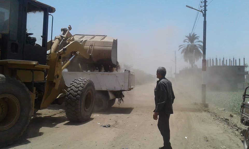 حملات لرفع المخالفات بالمراغة سوهاج (2)