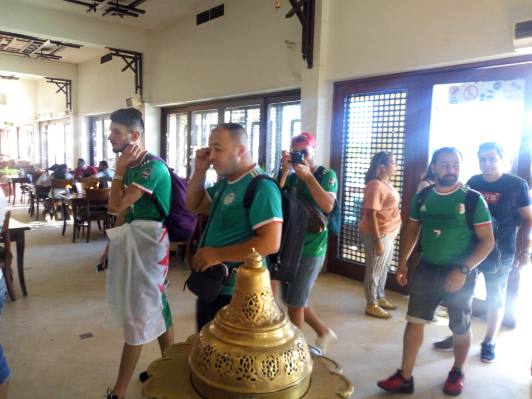 جماهير الجزائر فى لاقاهرة