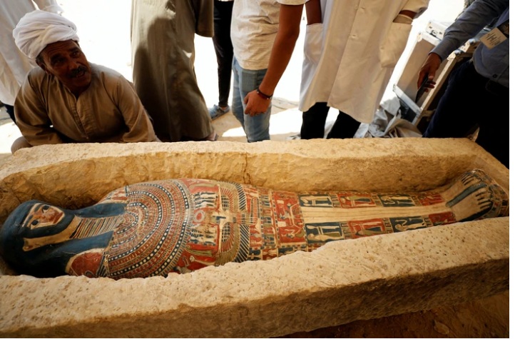 تابوت تم اكتشافه فى مصر 
