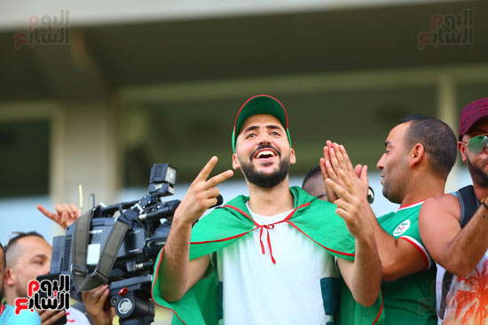  المنتخب الجزائرى (52)