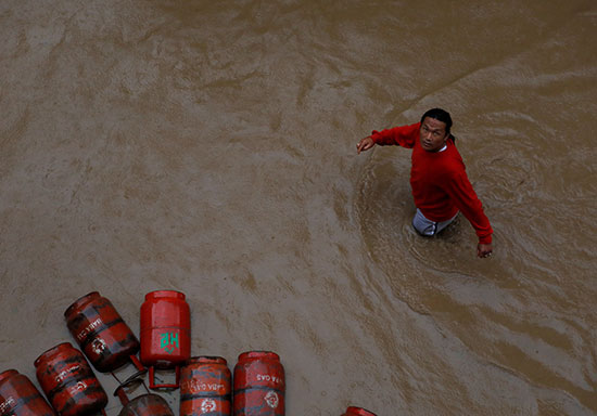 فيضانات نيبال (2)