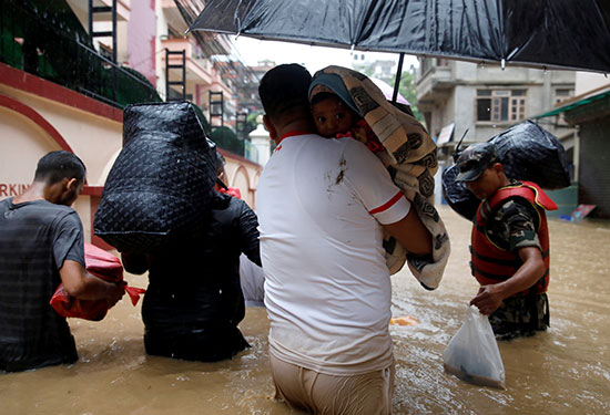 فيضانات نيبال (5)