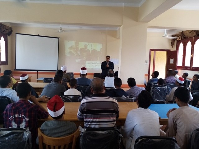 منطقة الأقصر الأزهرية تعقد لقاء تعريفي لطلاب الشهادة الإعدادية لـمعهد العلوم الإسلامية (1)